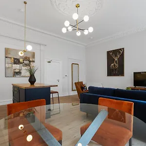 Wilton House Apartment