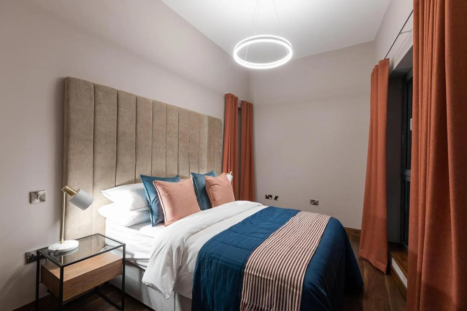 The Boat Penthouse Apartment Belfast United Kingdom